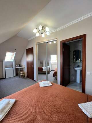 Гостиница Заря Лазаревское Бюджетный трехместный номер-5